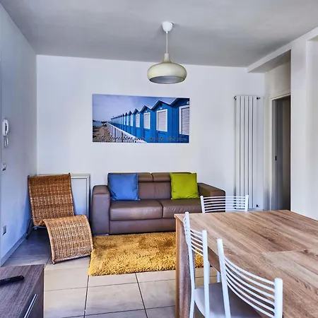 Casamare Apartment *